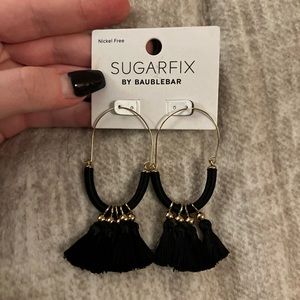 NWT SUGARFIX by BaubleBar Fringe Hoop Earrings - black